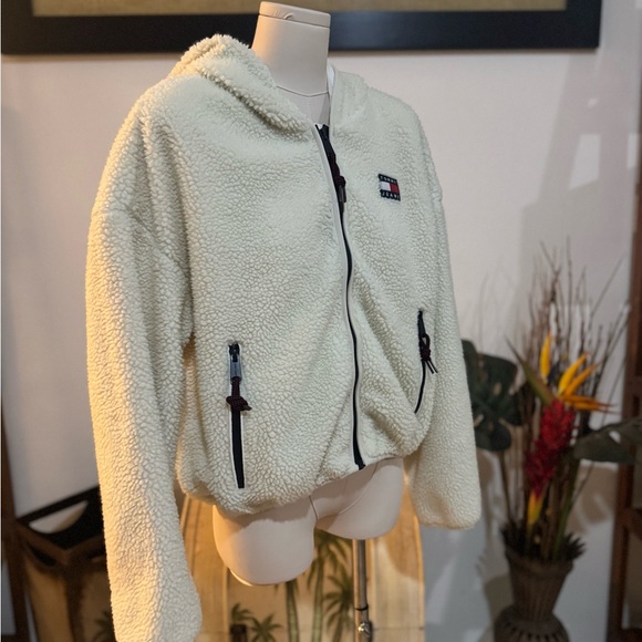 Tommy Jeans Hooded Sherpa Jacket Women's Snow-White S/P Small Full zip - Picture 2 of 8